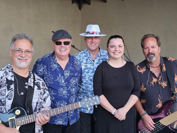 Live Music: Midnight Blue