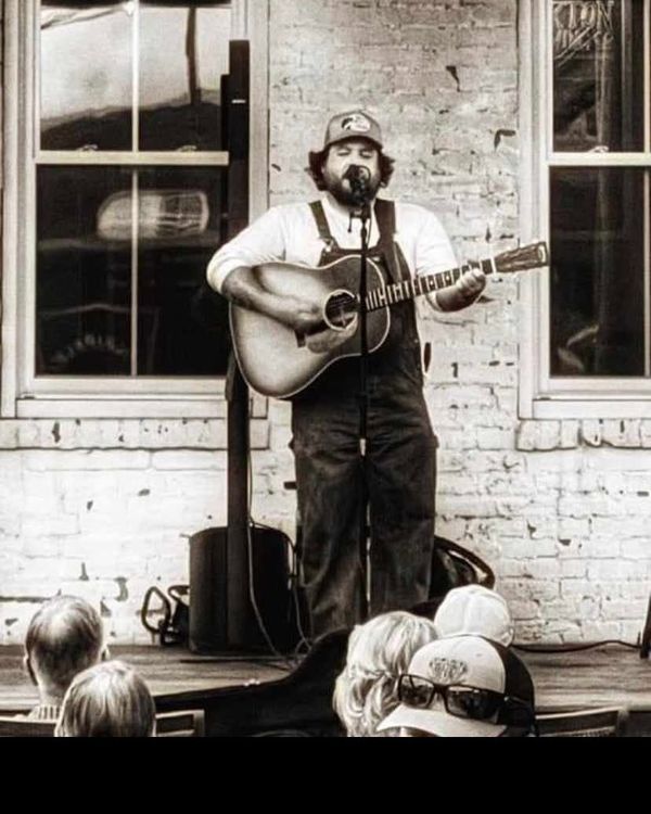 Live Music: Matt Palmieri