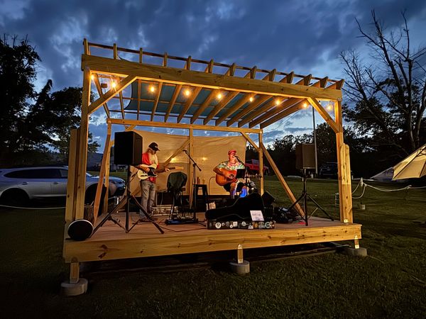 Live Music: Randy Black