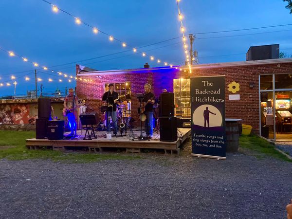 Live Music: The Backroad Hitchhikers