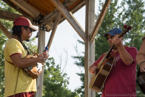 Live Music: Herb & Hanson